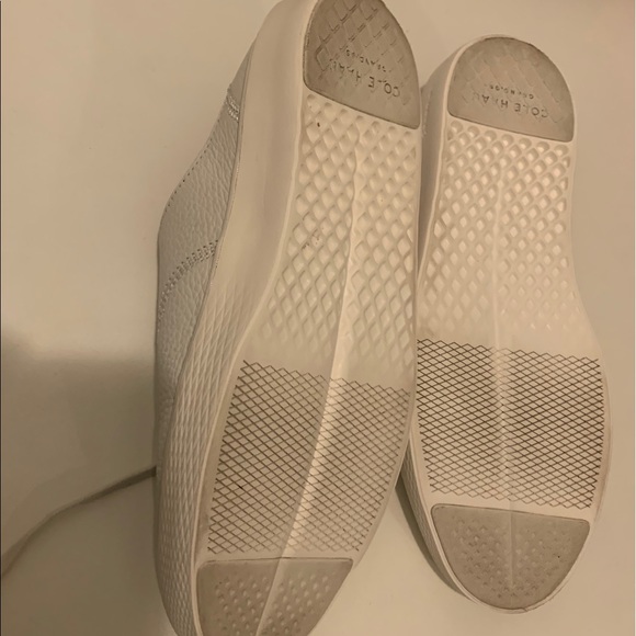 COLE HAAN Deck MuleLeather Upper with trim - Picture 4 of 6